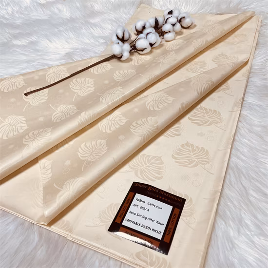 貴重なバザンリッシュ綿糸アフリカ服地、刺繍生地